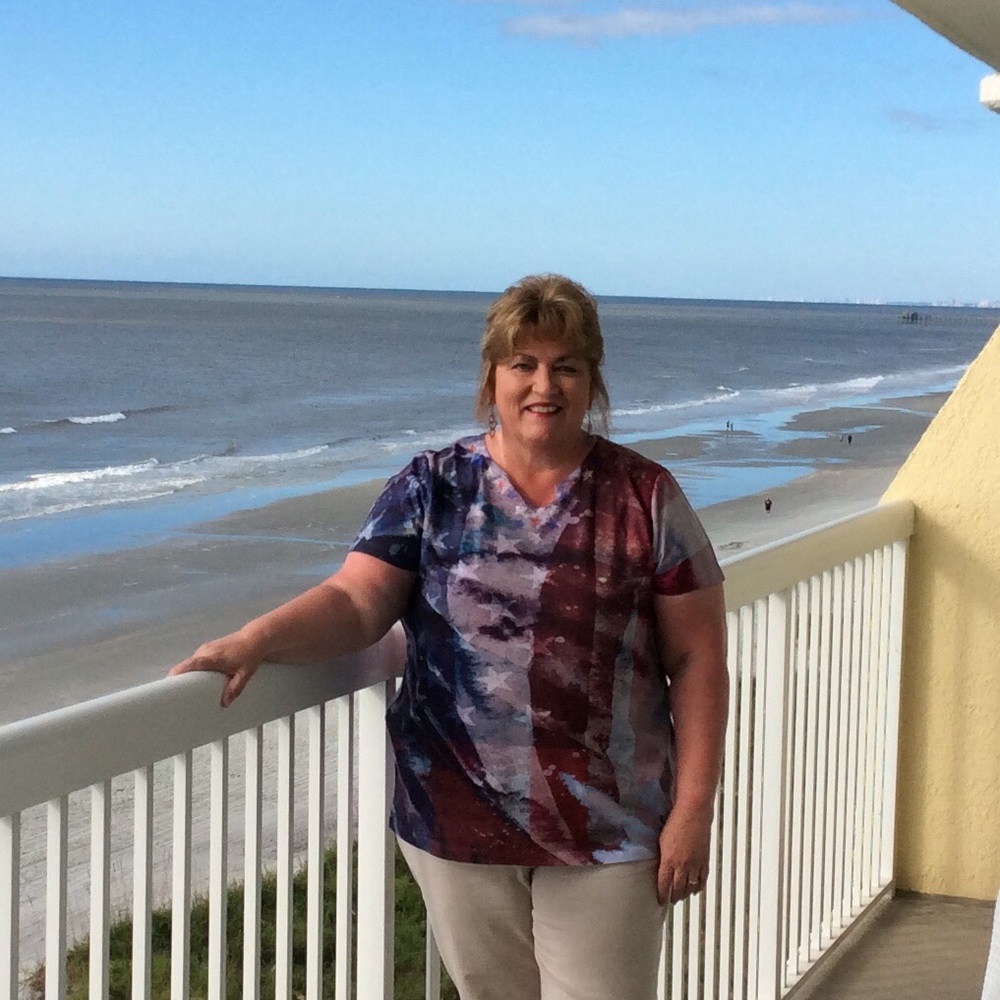 Meet your Posher, Vikki